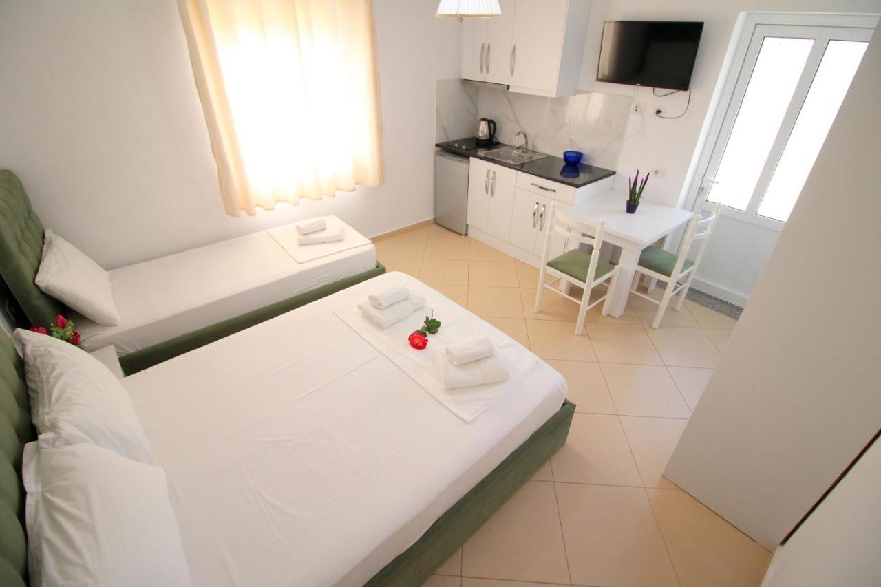 Emerald Inn Ksamil Buitenkant foto