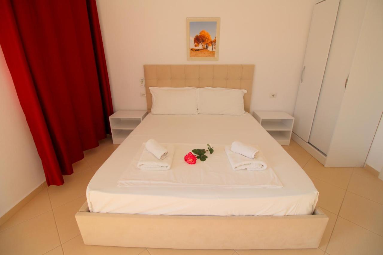 Emerald Inn Ksamil Buitenkant foto