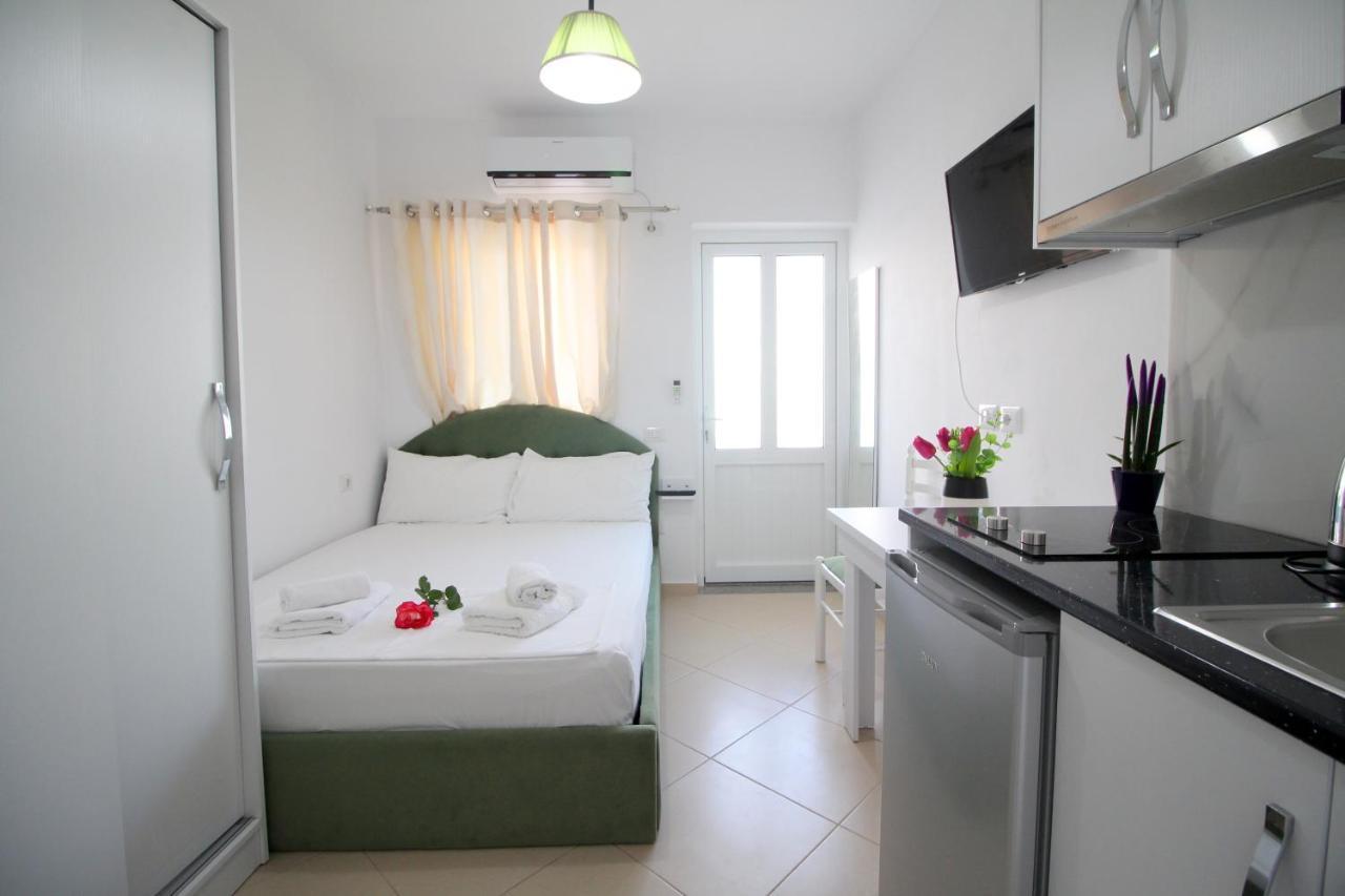 Emerald Inn Ksamil Buitenkant foto