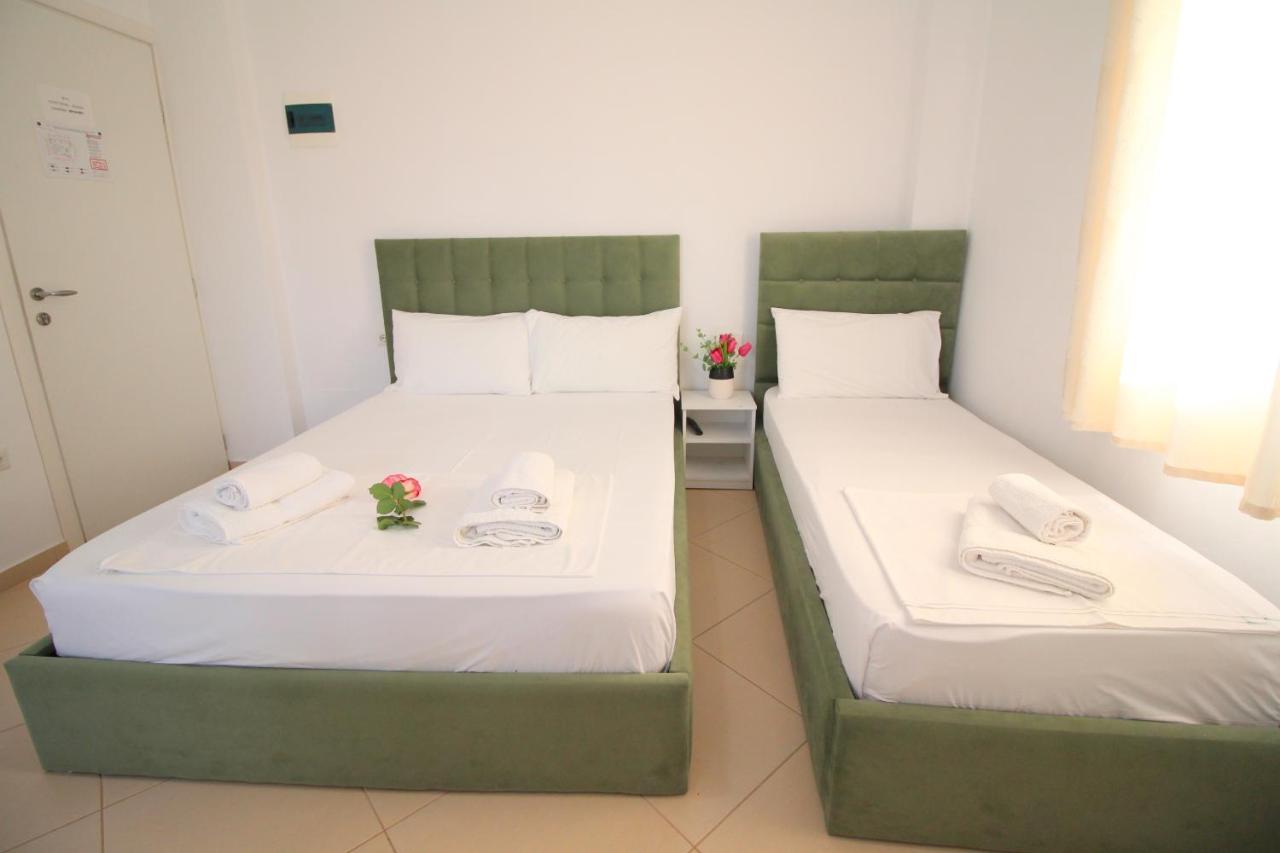 Emerald Inn Ksamil Buitenkant foto