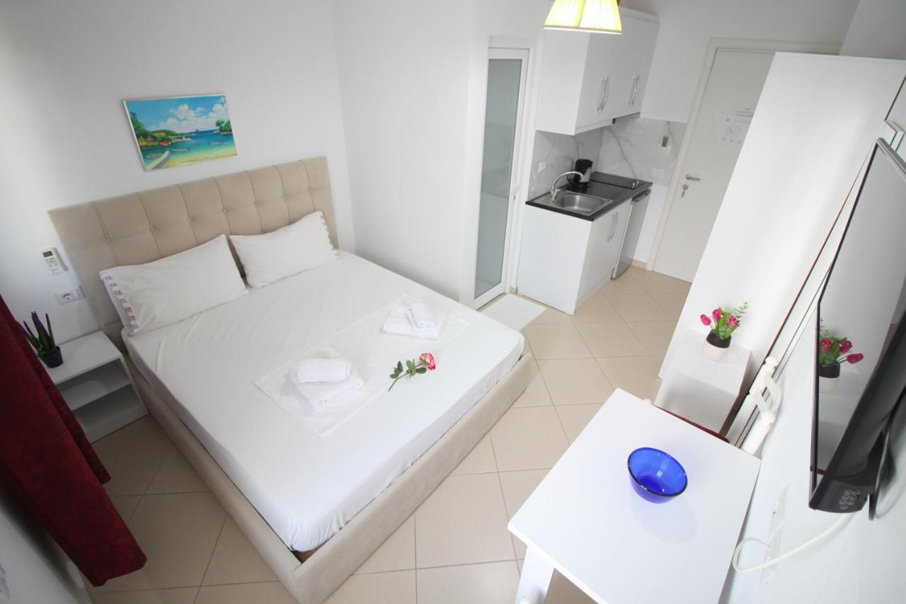 Emerald Inn Ksamil Buitenkant foto