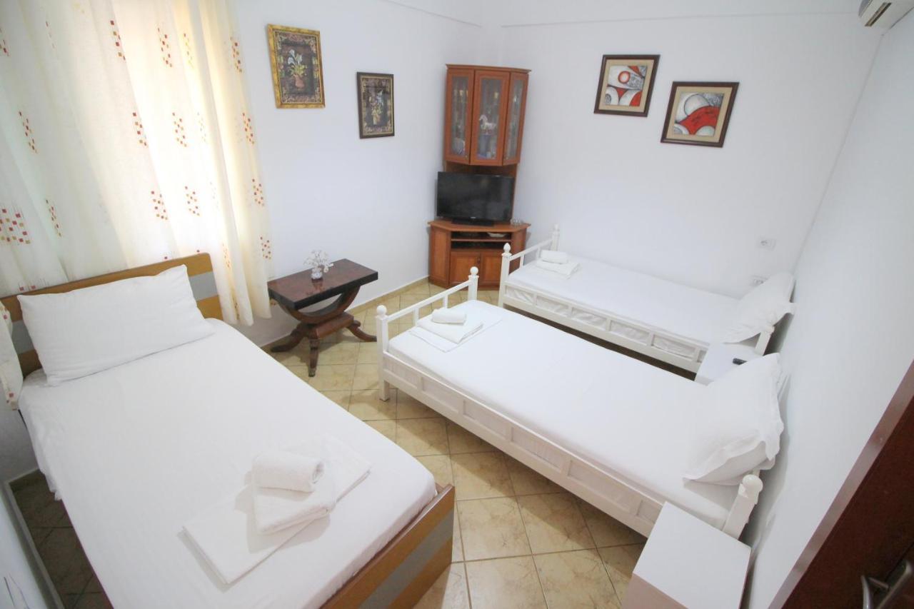 Emerald Inn Ksamil Buitenkant foto