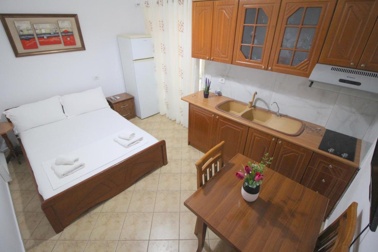 Emerald Inn Ksamil Buitenkant foto