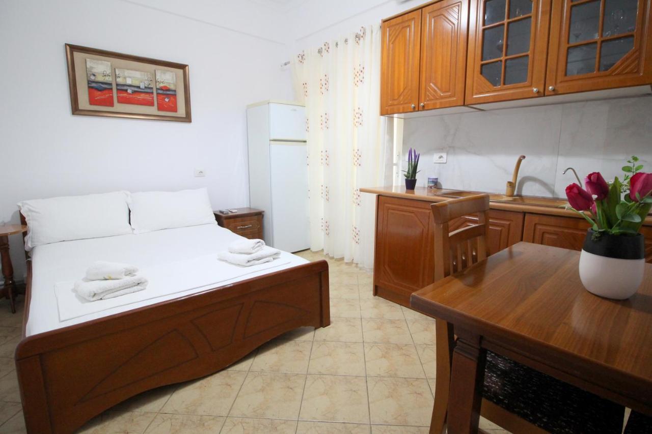 Emerald Inn Ksamil Buitenkant foto